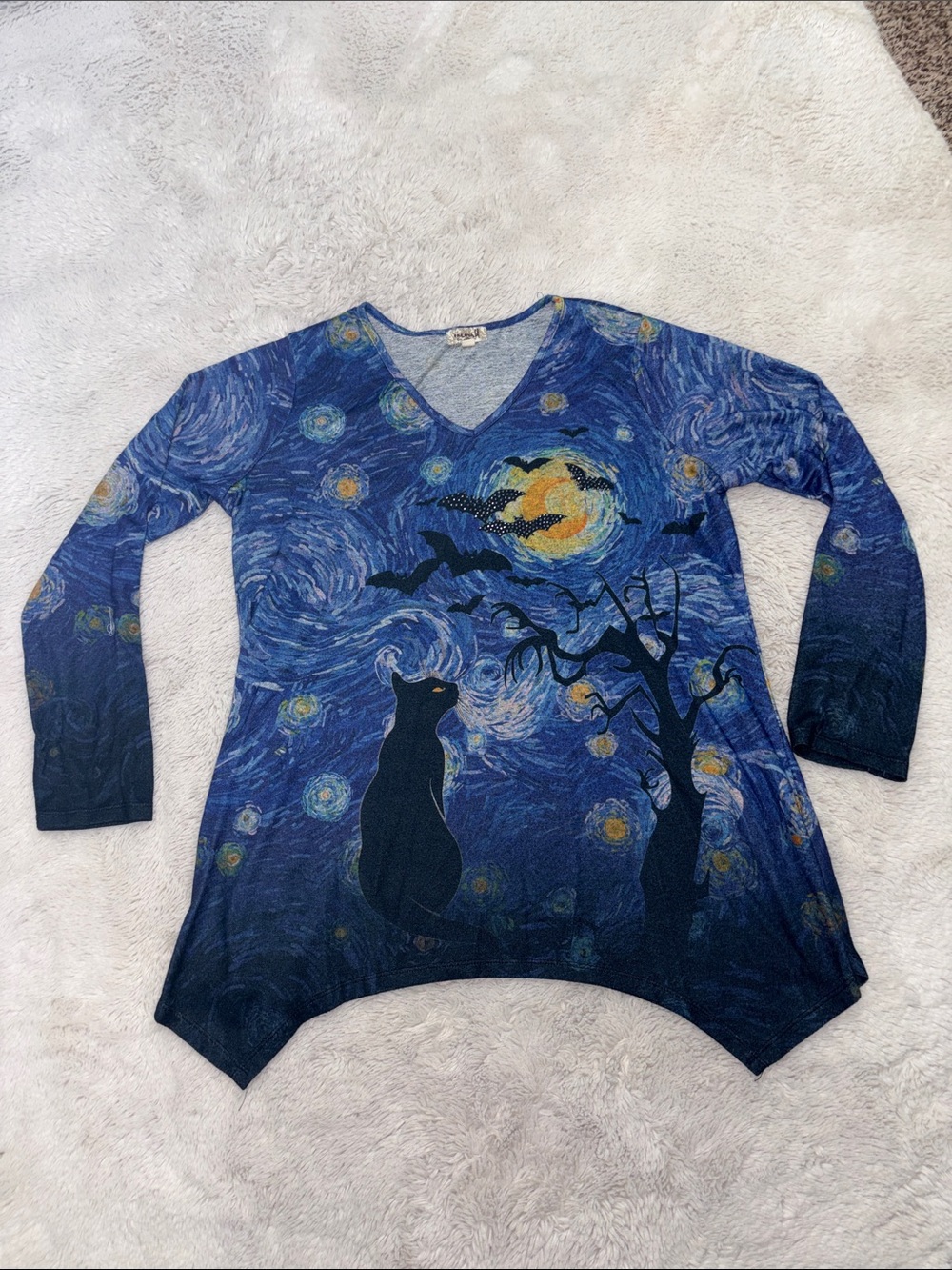 One World Starry Night black cat Halloween top